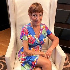 Meet your Posher, Deborah